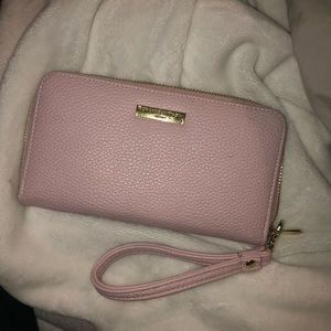 Adrienne Vittadini wallet